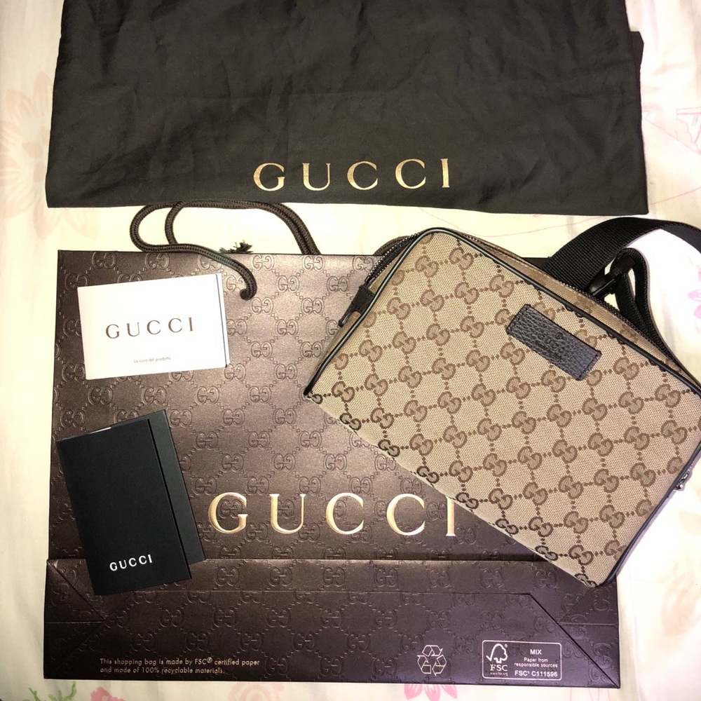 💥SOLD💥 Authentic Gucci Fanny Pack.